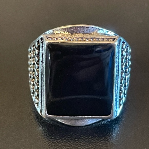 Jewelry - Obsidian S925 sterling silver ring size 8